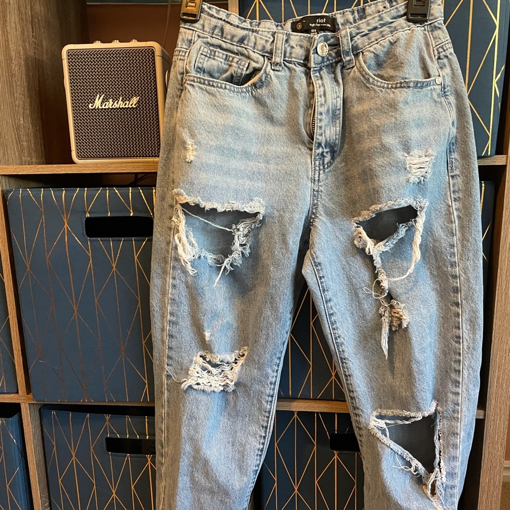 Misguided Riot high rise mom jeans - Picture 5 of 11